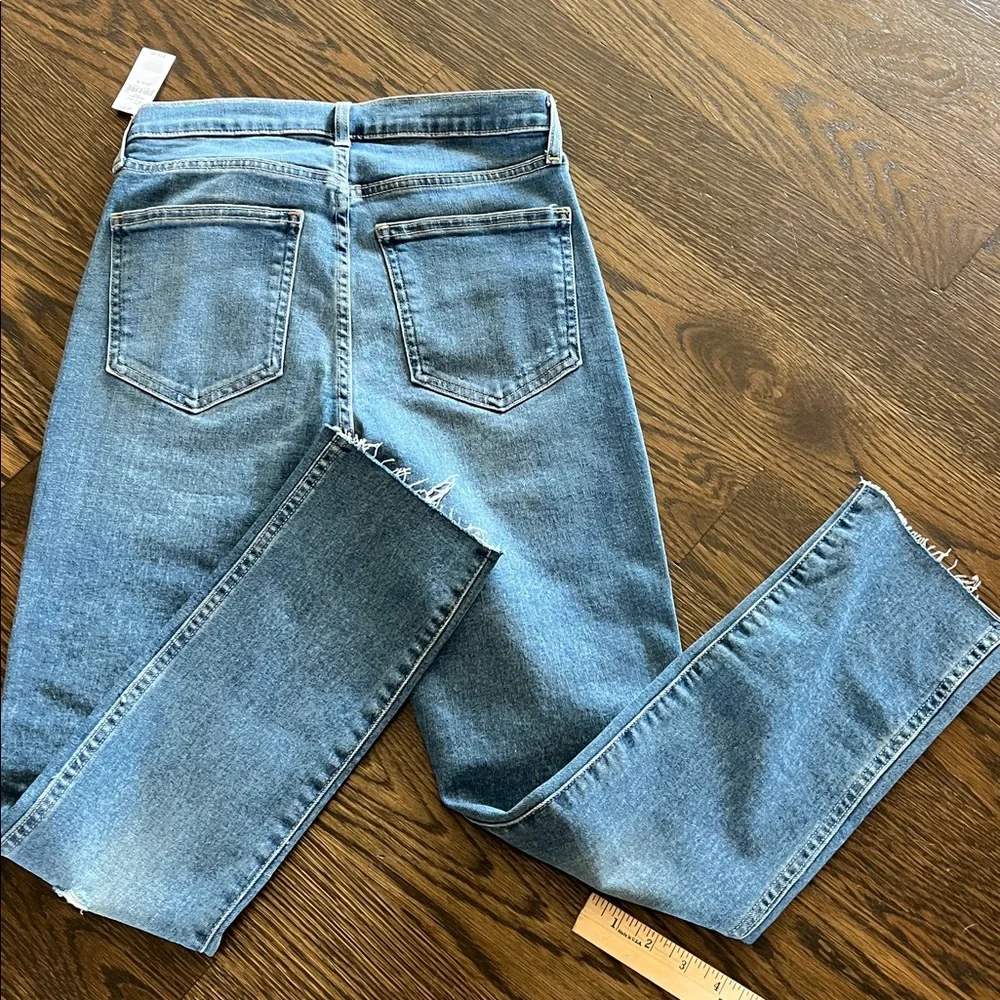NEW GAP 27 4R Mid Rise Vintage Slim Jeans in Light Blue stretch raw edge - Picture 9 of 9